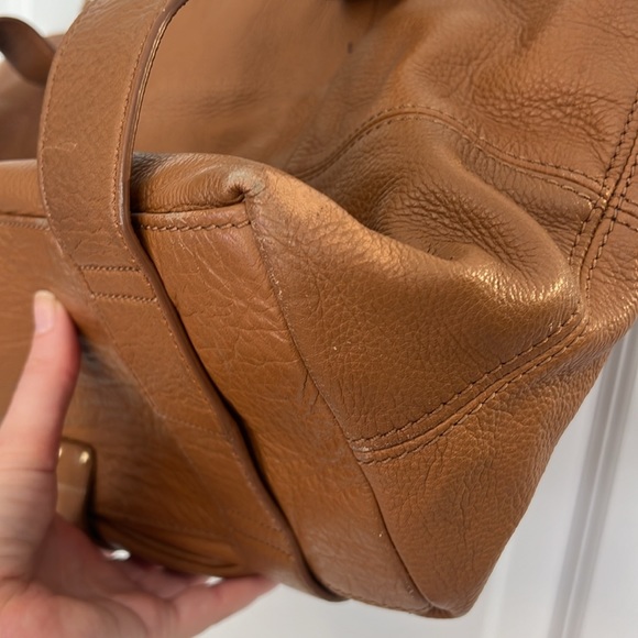 Michael Kors Large Pebbled Leather Carmel Camel Brown Shoulder Bag Hobo Satchel - Picture 4 of 15